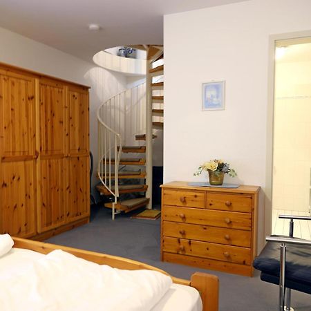 Appartement Ruhig Gelegenes Haus Am Ortseingang Von Wenningstedt Extérieur photo